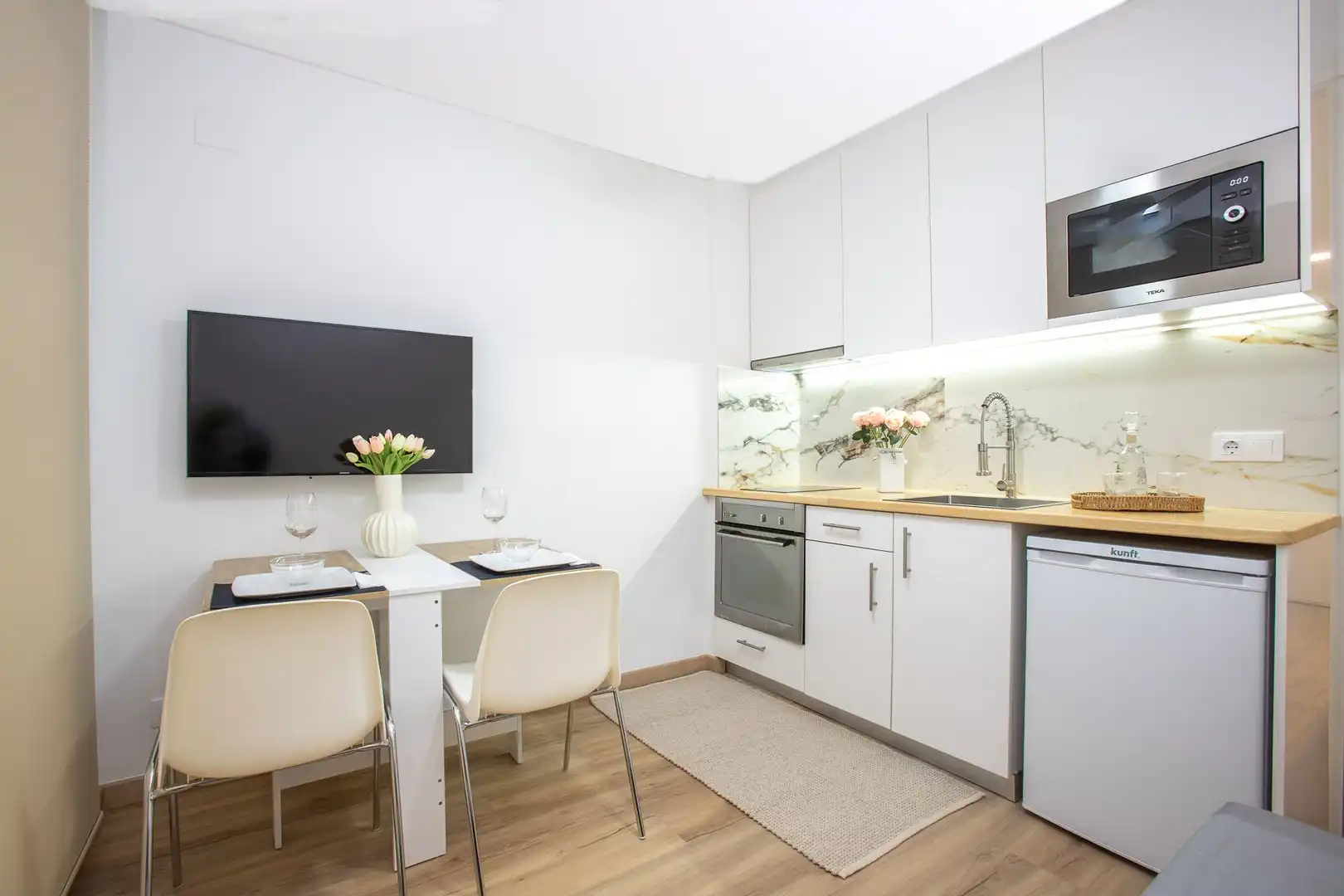 Cuina de Apartament en venda en Roses amb Terrassa