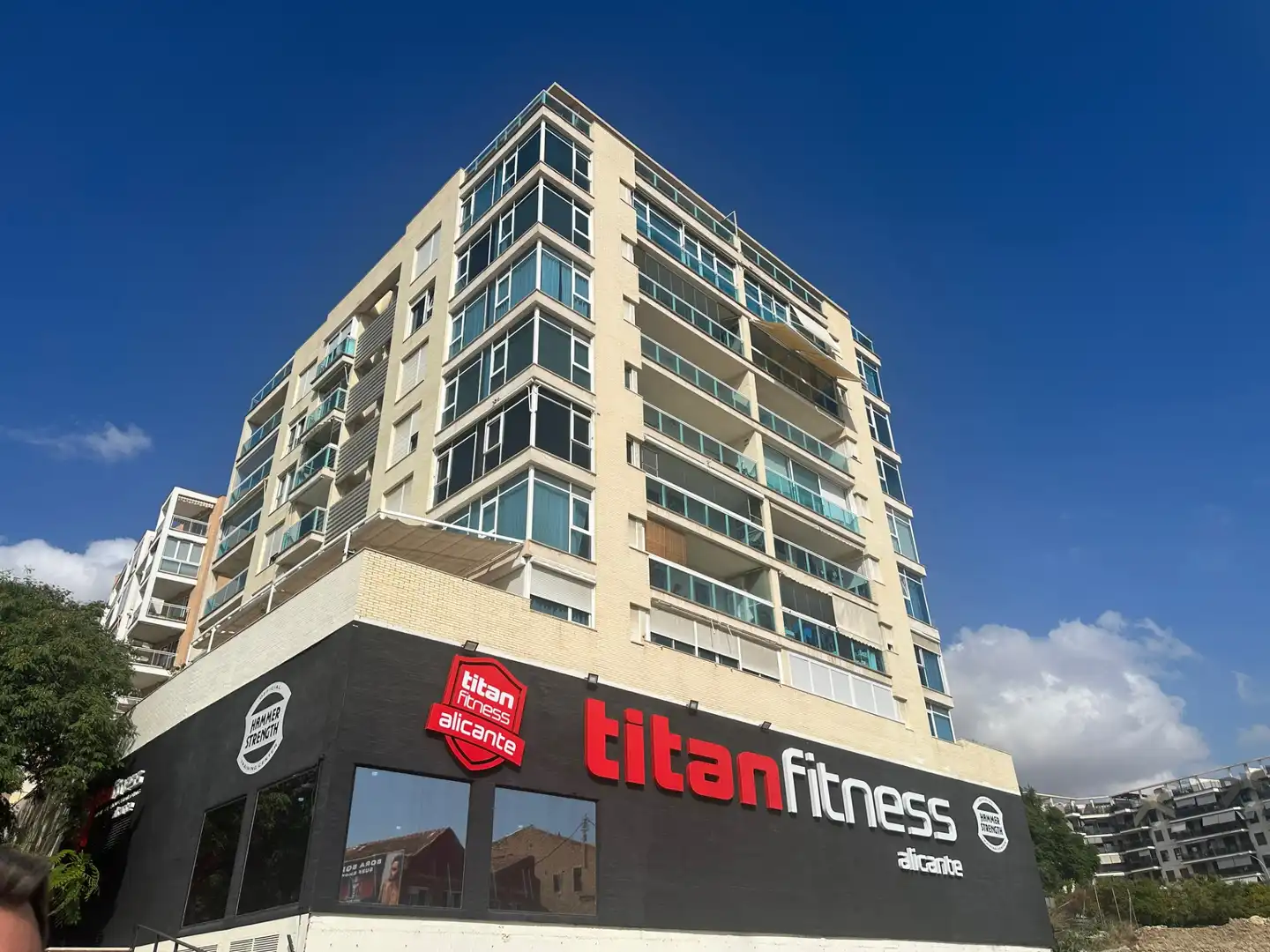 Vista exterior de Piso en venta en Alicante / Alacant con Aire acondicionado y Piscina comunitaria
