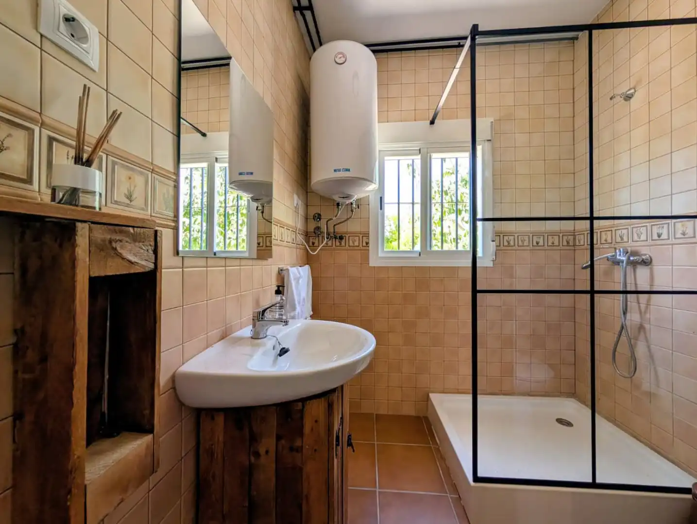 Casa rústica amb piscina en venda a Venta Salinas, imagen 60