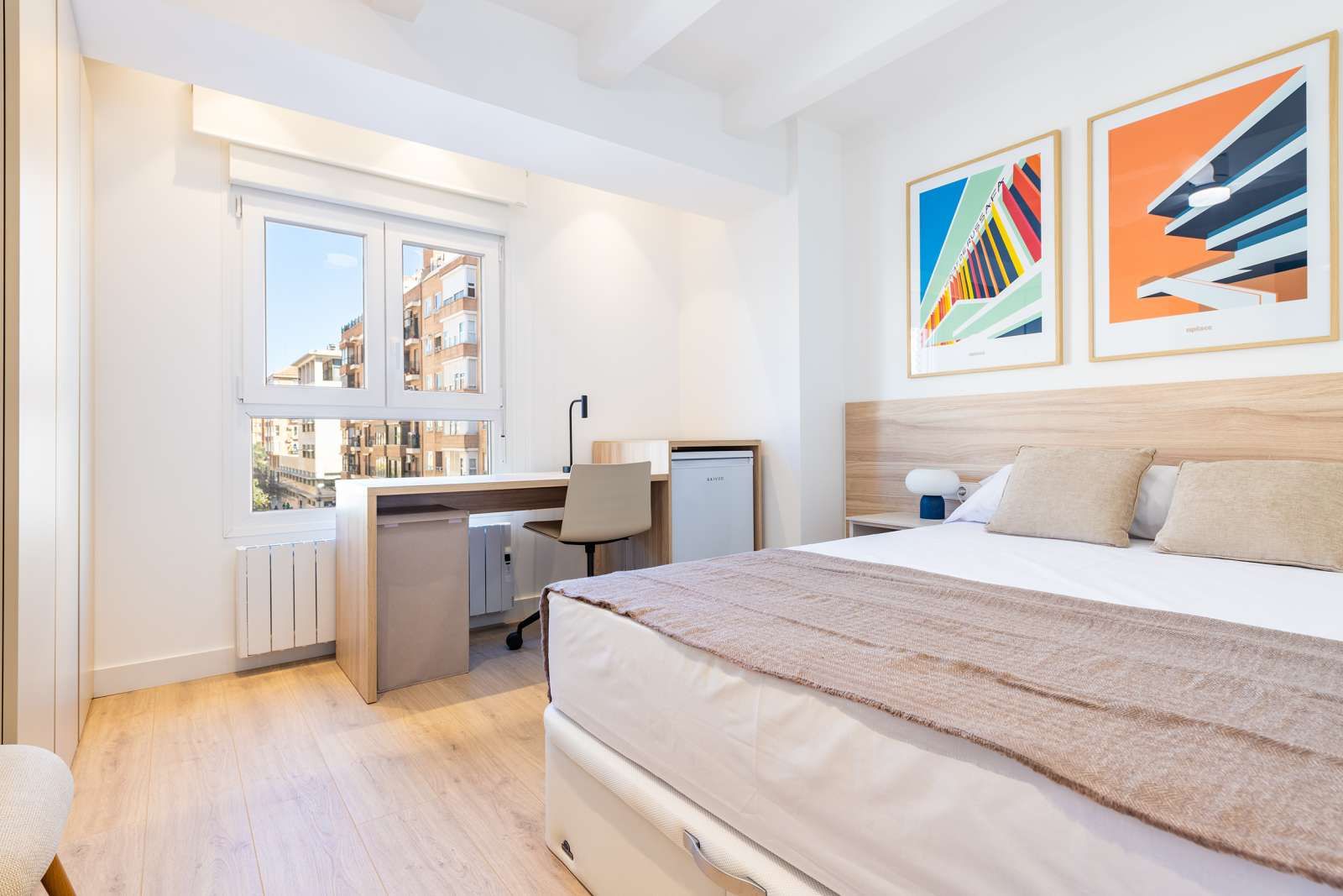 Bedroom of Flat to share in  Valencia Capital  with Air Conditioner and Terrace