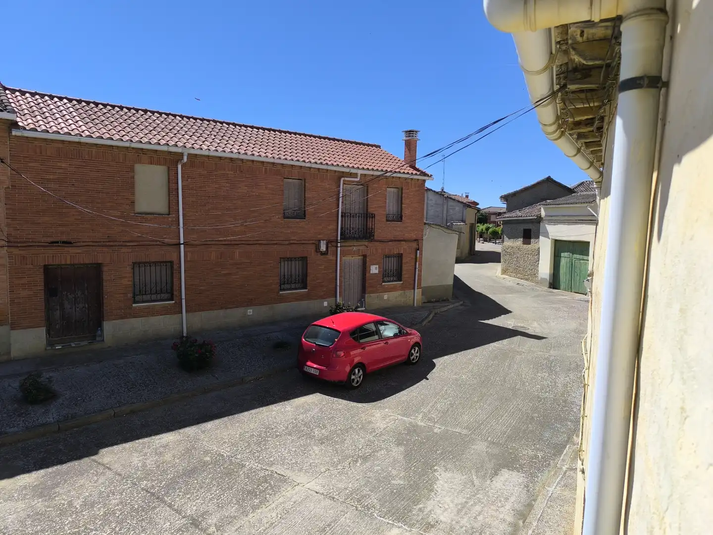 Vista exterior de Casa o chalet en venta en Mazuecos de Valdeginate con Jardín privado, Trastero y Amueblado