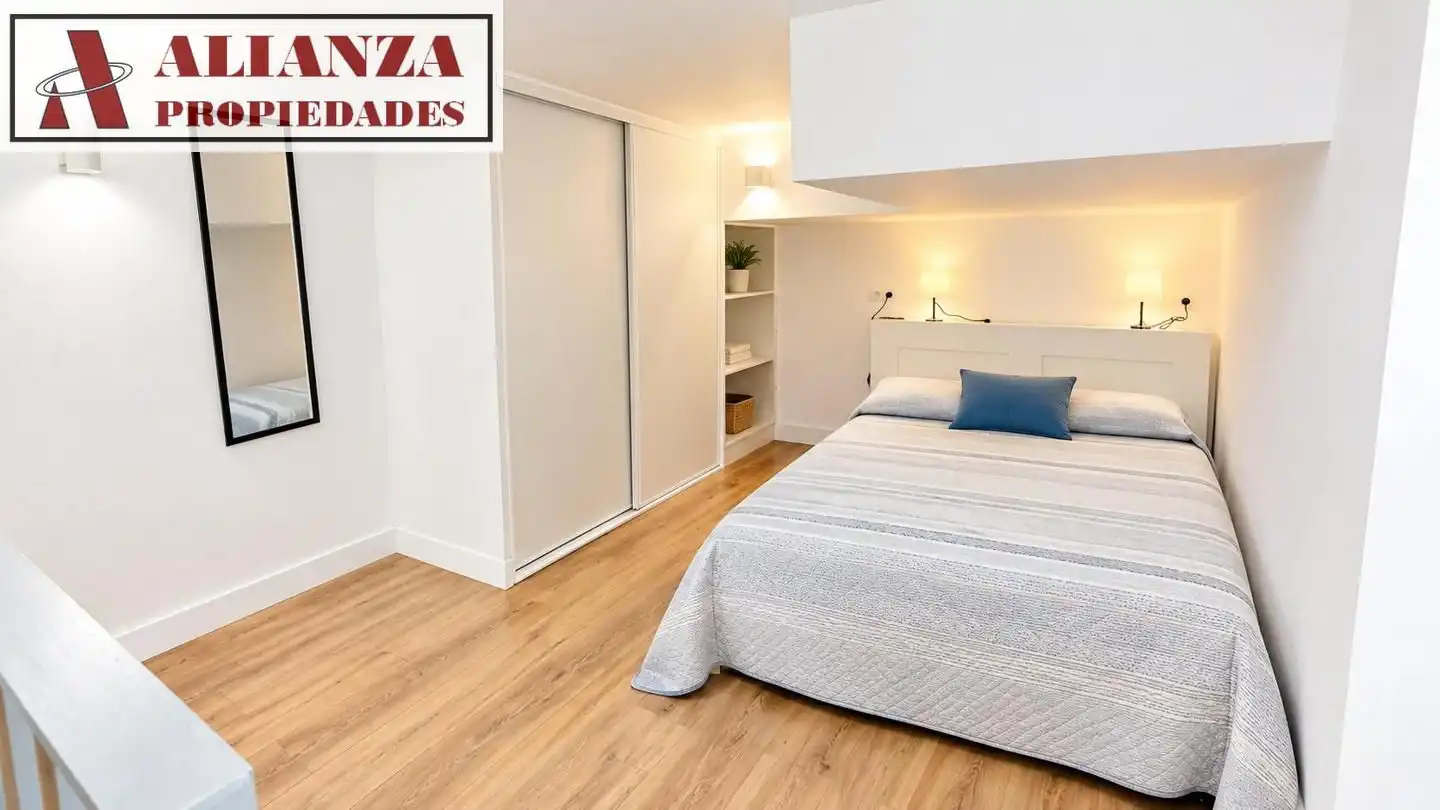 Bedroom of Study for rent in Málaga  with Air Conditioner