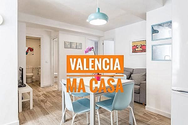 Exterior view of Flat to rent in  Valencia Capital  with Air Conditioner, Heating and Terrace
