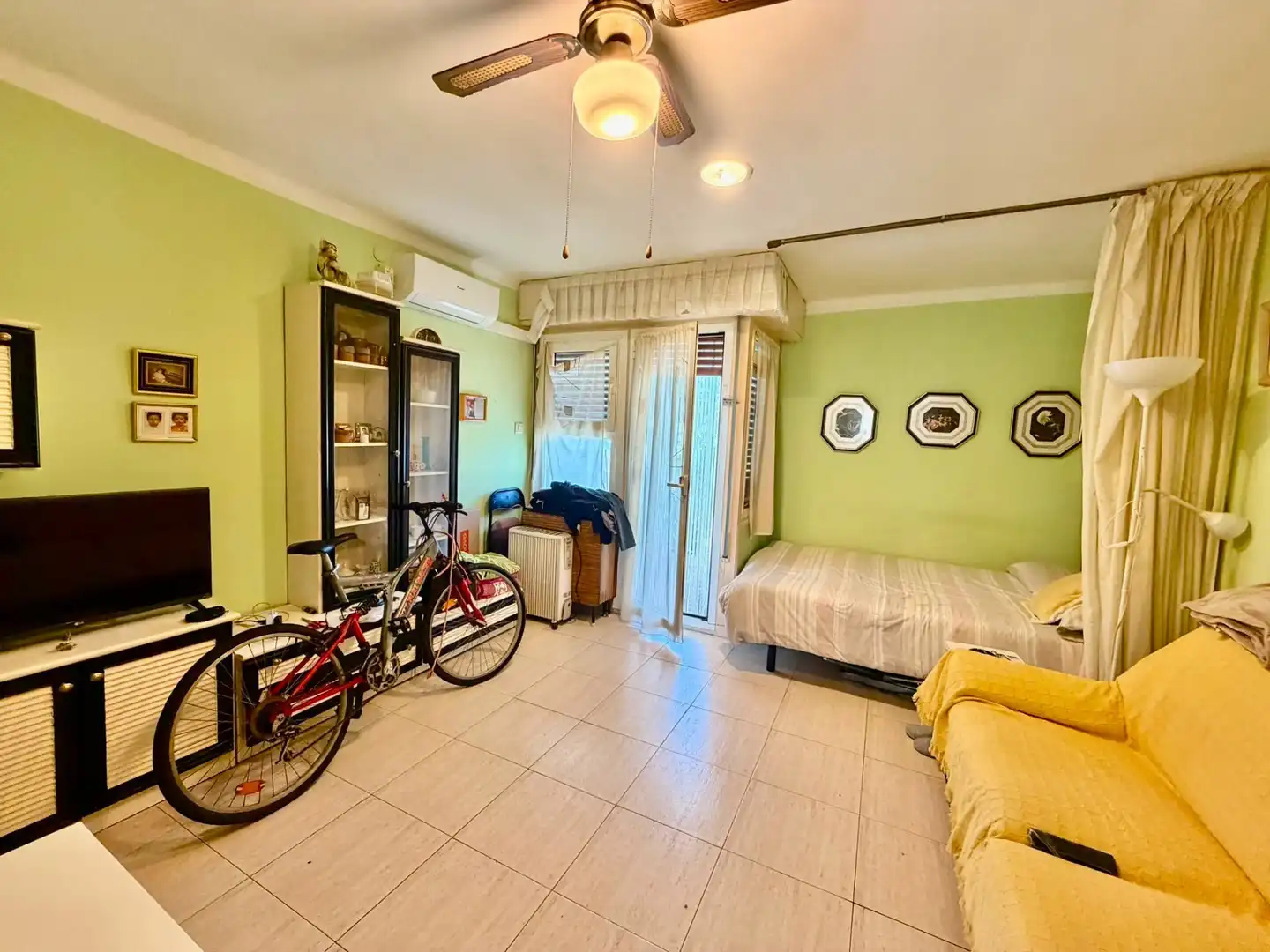 Habitación de Estudio en venta en Torredembarra con Aire acondicionado y Terraza