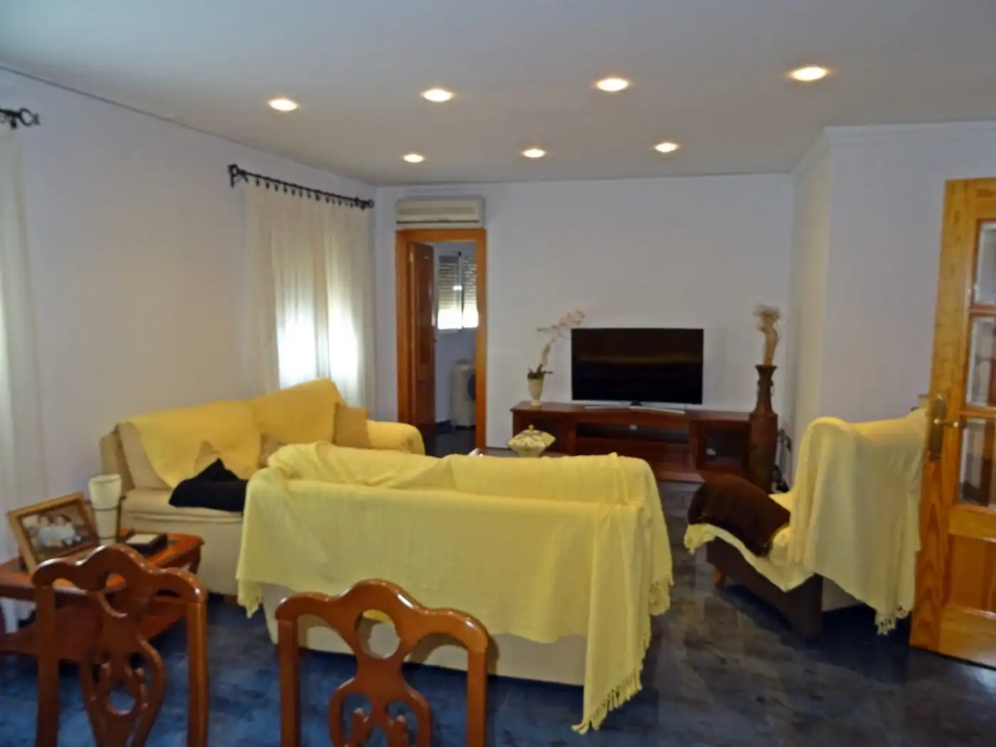 Wohnzimmer von Geschaftsraum zum Verkauf in Alcalalí mit Klimaanlage und Möbliert