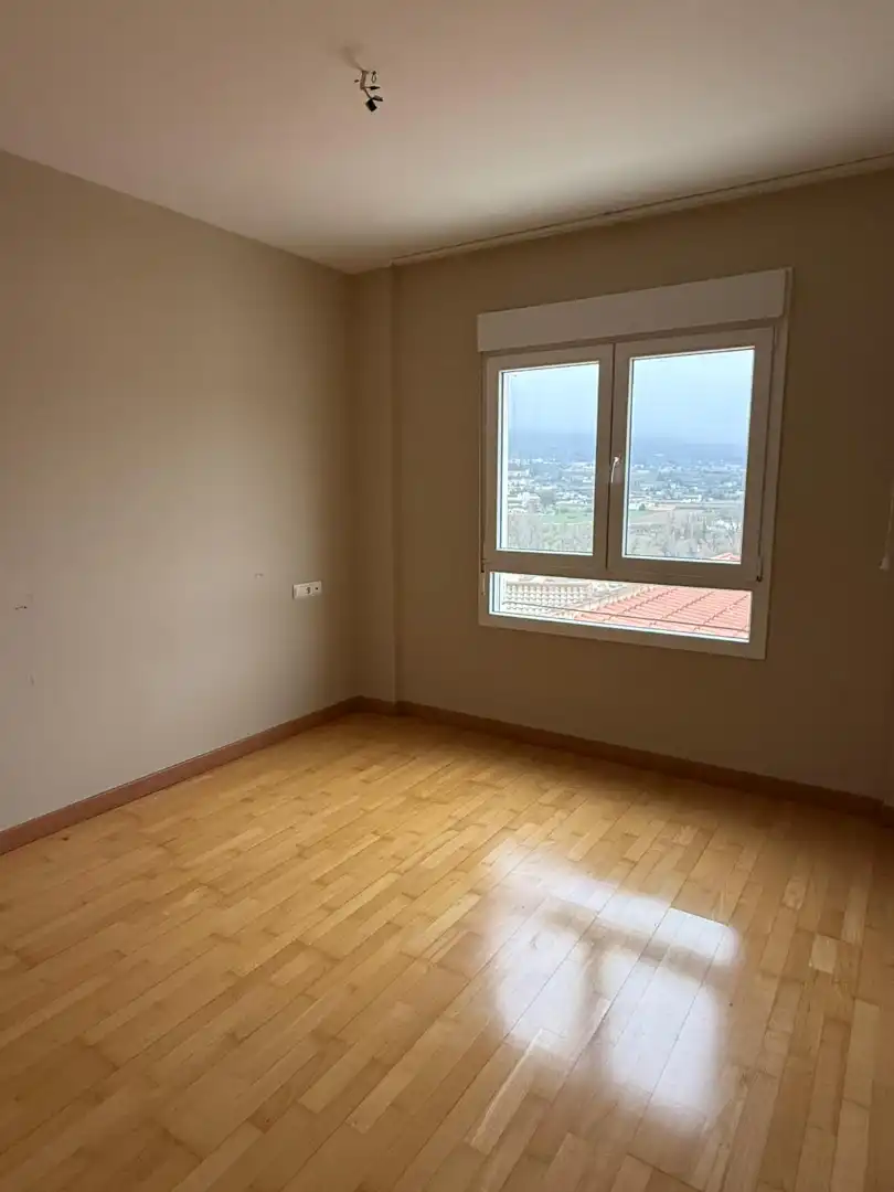 Habitación de Piso en venta en Loja con Aire acondicionado, Calefacción y Parquet