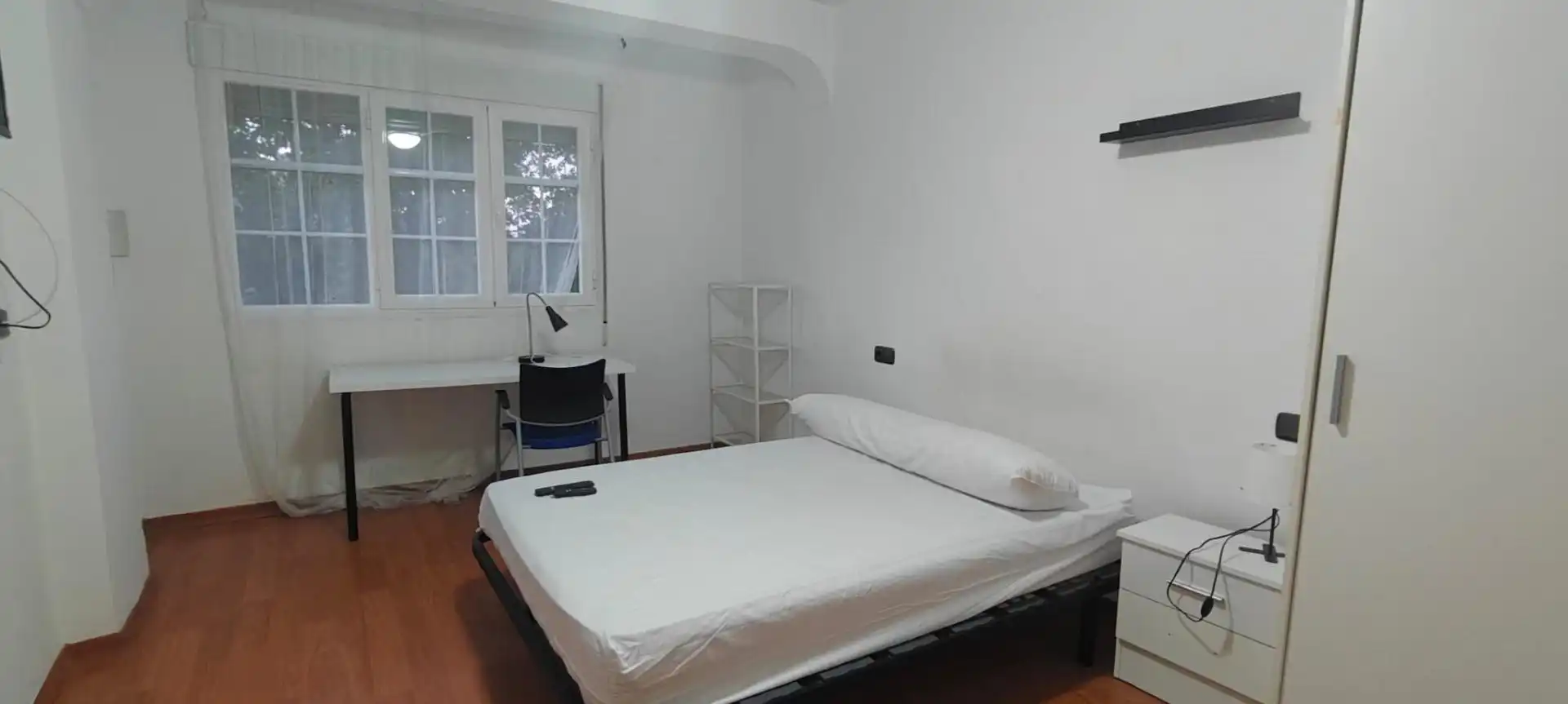 Schlafzimmer von Wohnung zur untervermieten in Beiro