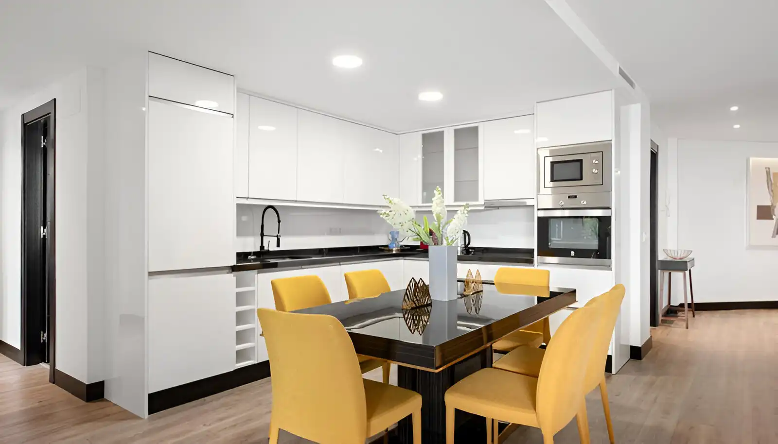 Apartment with lift for sale in Nueva Andalucía, imagen 6