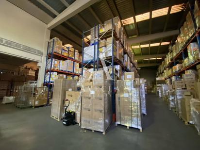 Nau industrial en venda en Sant Cugat del Vallès