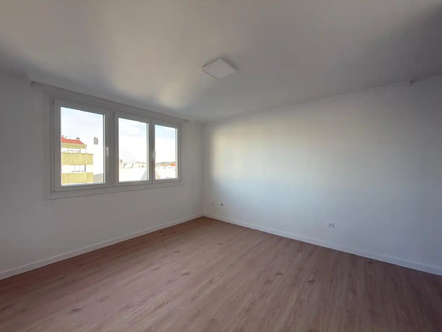 Dormitori de Apartament en venda en A Coruña Capital  amb Traster