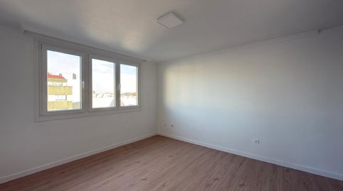 Foto 2 de Apartament en venda a Avenida Arteixo, Vioño, A Coruña Capital