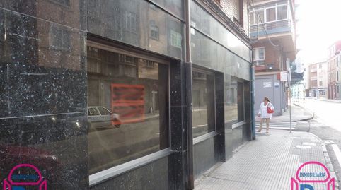 Local de 90 m², con 2 aseos, para reformar. Hace esquina. Certificación exenta. Miguel Zaera, imatge 2