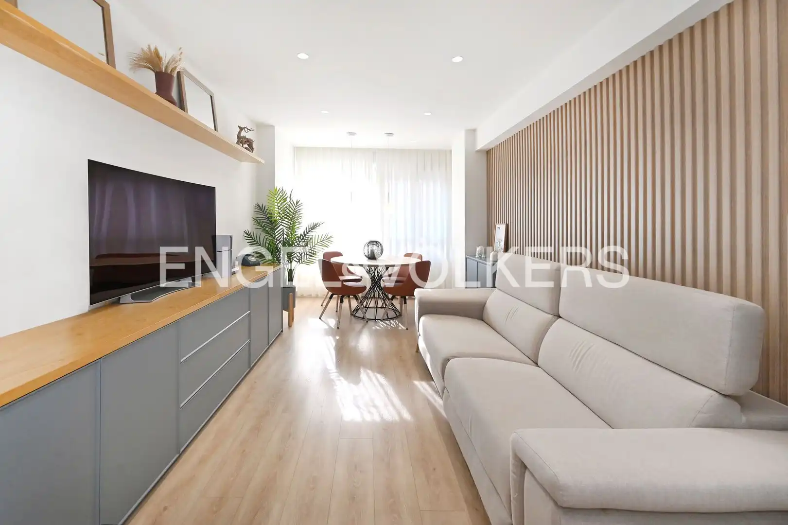 Sala de estar de Piso en venta en Torrelavega  con Calefacción y Trastero