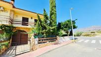 Vista exterior de Casa o xalet en venda en Pulpí amb Jardí privat, Terrassa i Traster