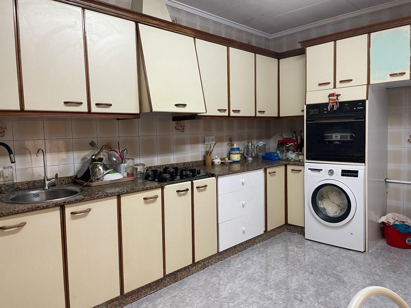 Kitchen of Planta baja for sale in Torrevieja  with Terrace and Storage room