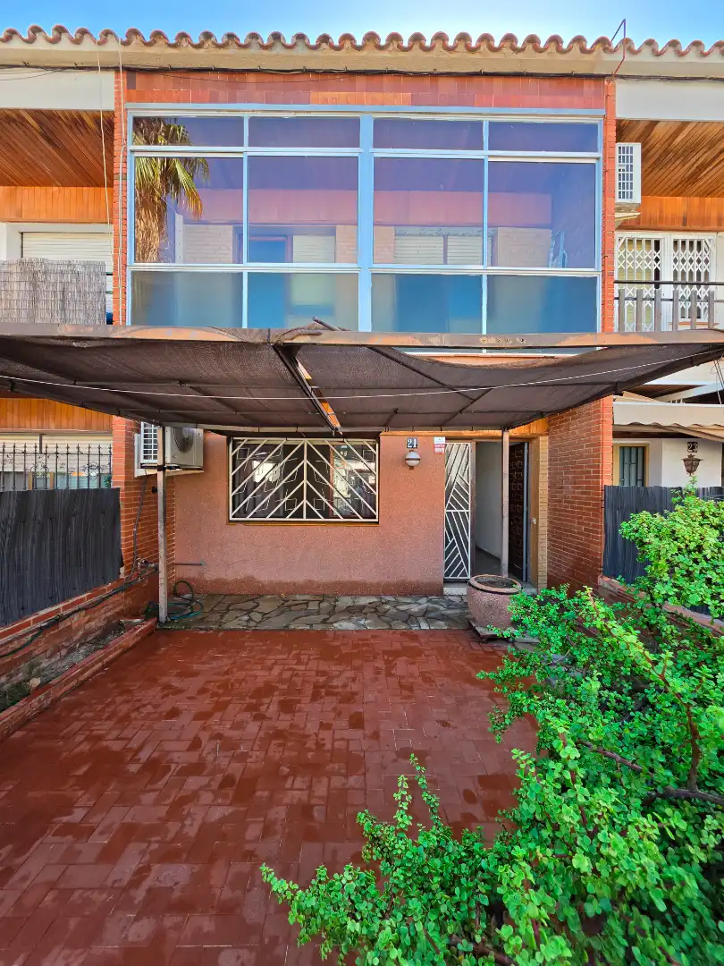 Reihenhaus mit Terrasse zum Verkauf in Carrer Centcelles, imagen 29
