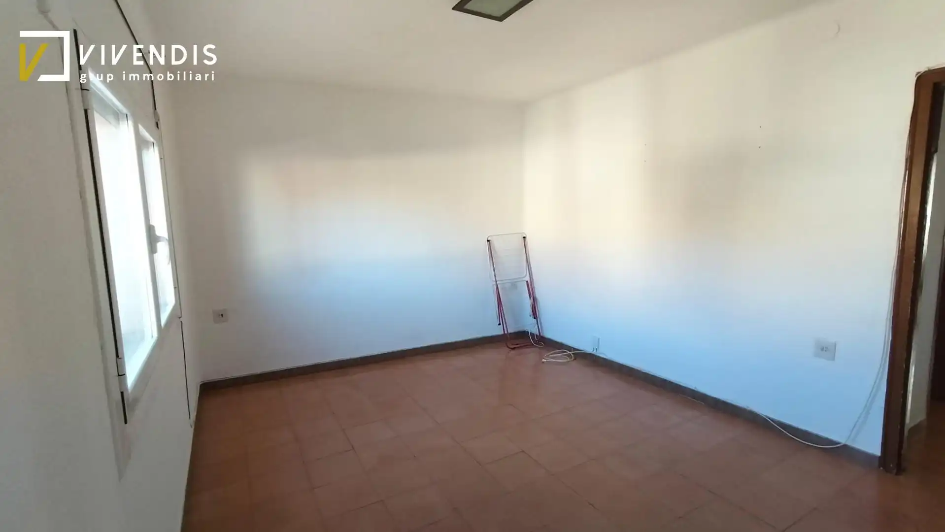 Buildings for sale in Linyola