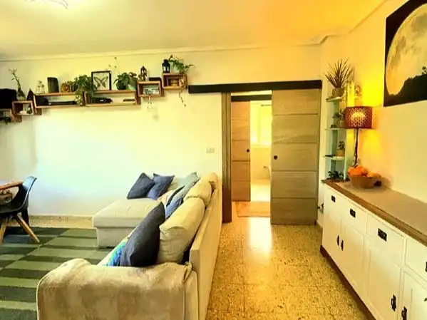 Sala d'estar de Pis en venda en Las Rozas de Valdearroyo  amb Terrassa, Piscina i Balcó