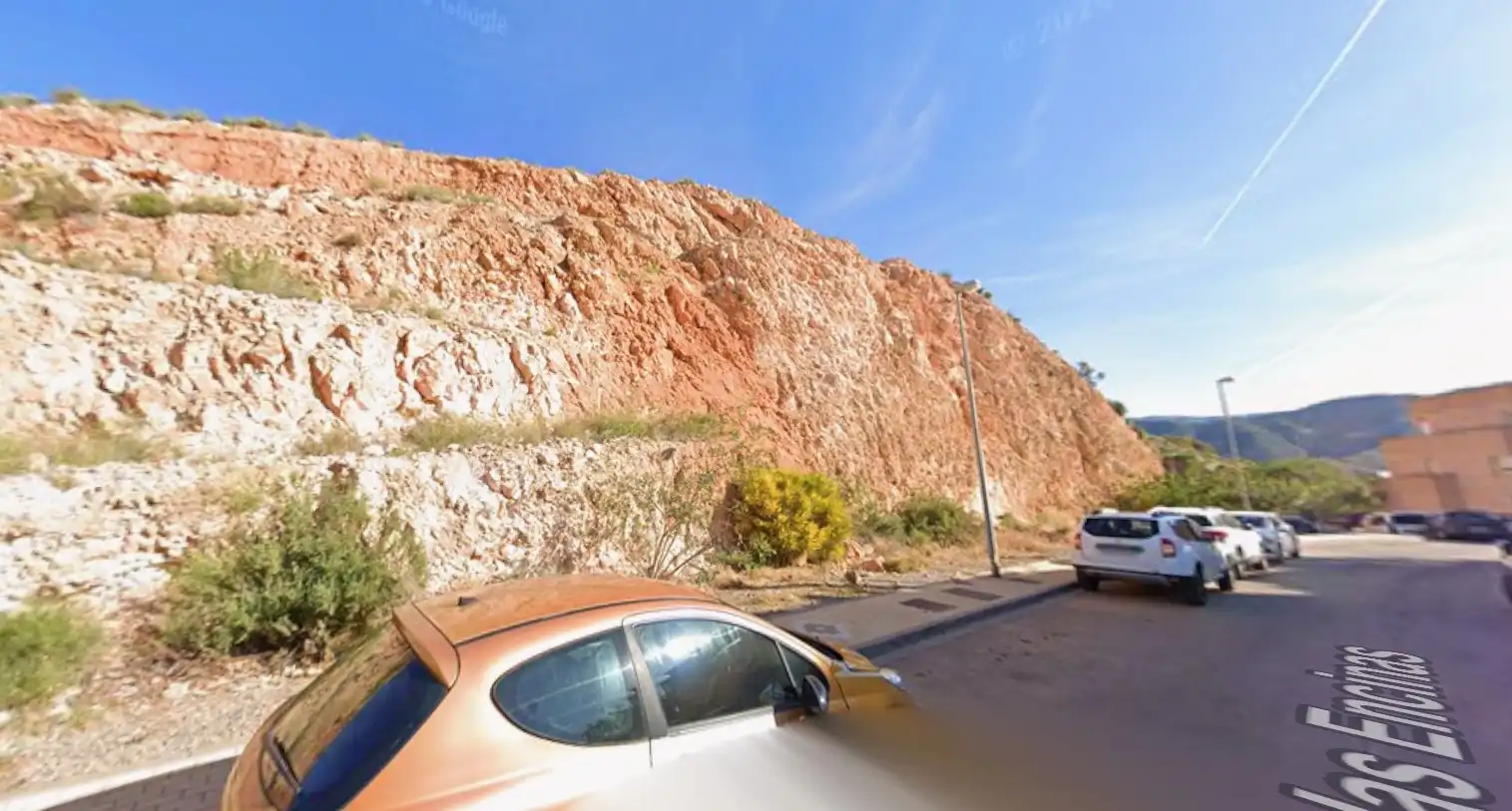 Terreno residencial en venta en Calle las Encinas 61, imagen 2