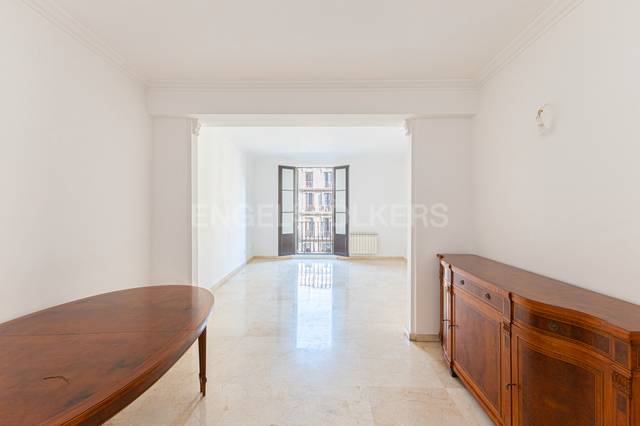 Apartamento en Venta en Ronda Universitat en Dreta de l'Eixample