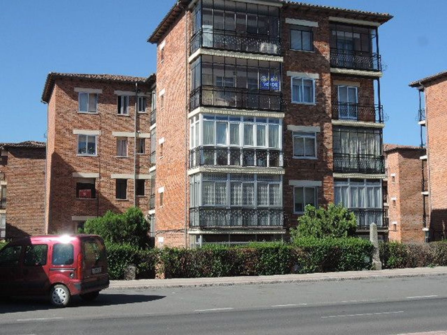 Piso en venta en Calle Hornos Caleros