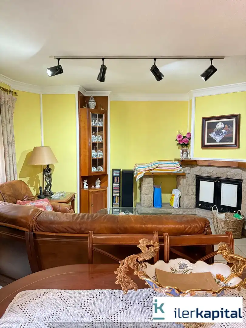 Wohnzimmer von Maisonette zum Verkauf in Lleida mit Klimaanlage, Heizung und Terrasse