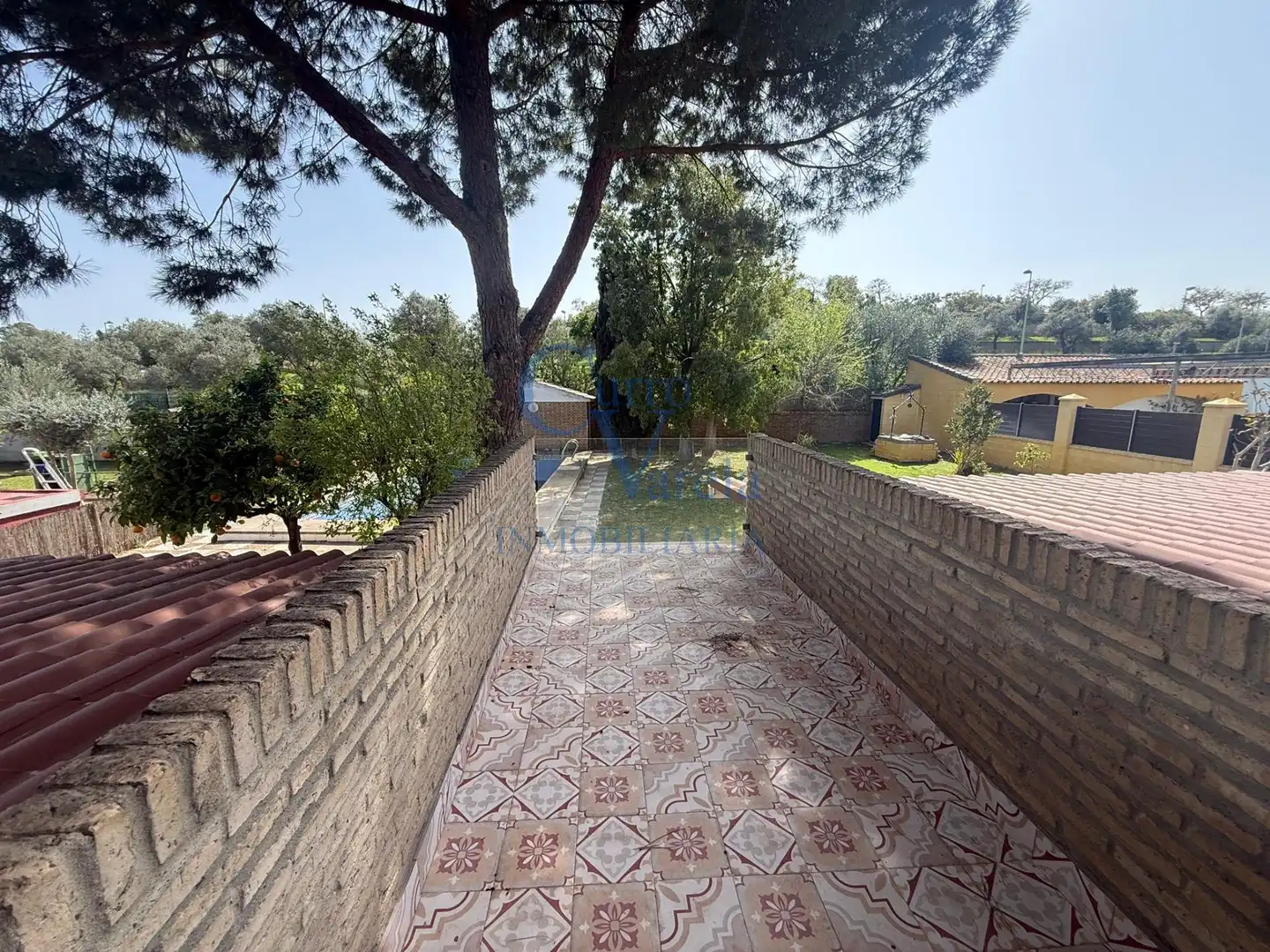 Jardín de Casa o chalet en venta en Montequinto con Aire acondicionado, Calefacción y Jardín privado