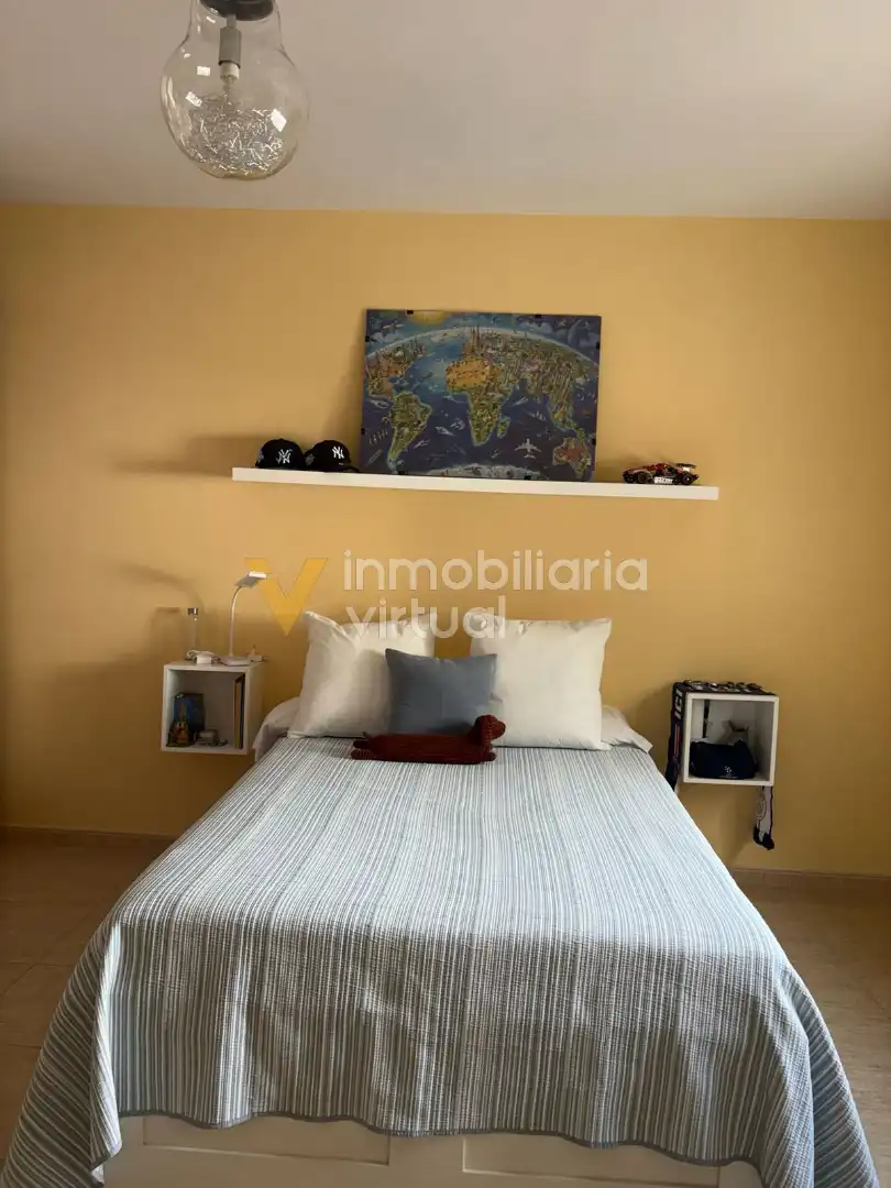 Dormitori de Casa o xalet en venda en Lucena amb Moblat