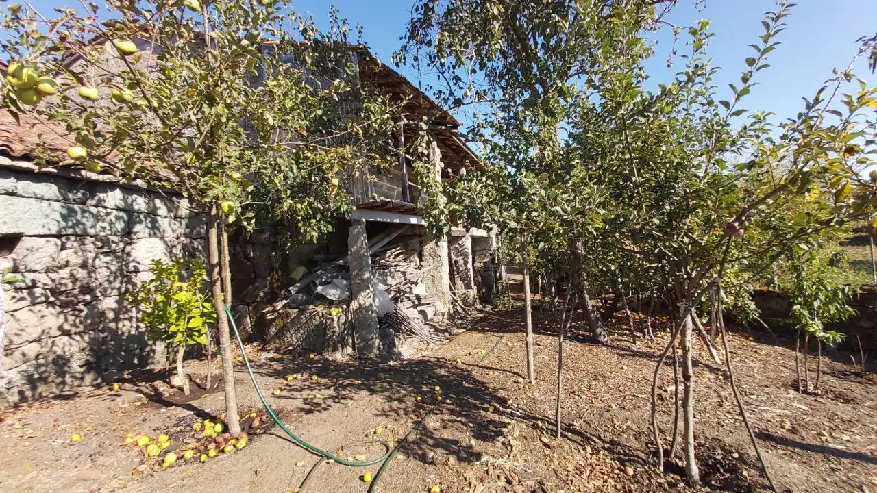 Casa o xalet en venda en San Cristovo de Cea amb Calefacció, Jardí privat i Terrassa