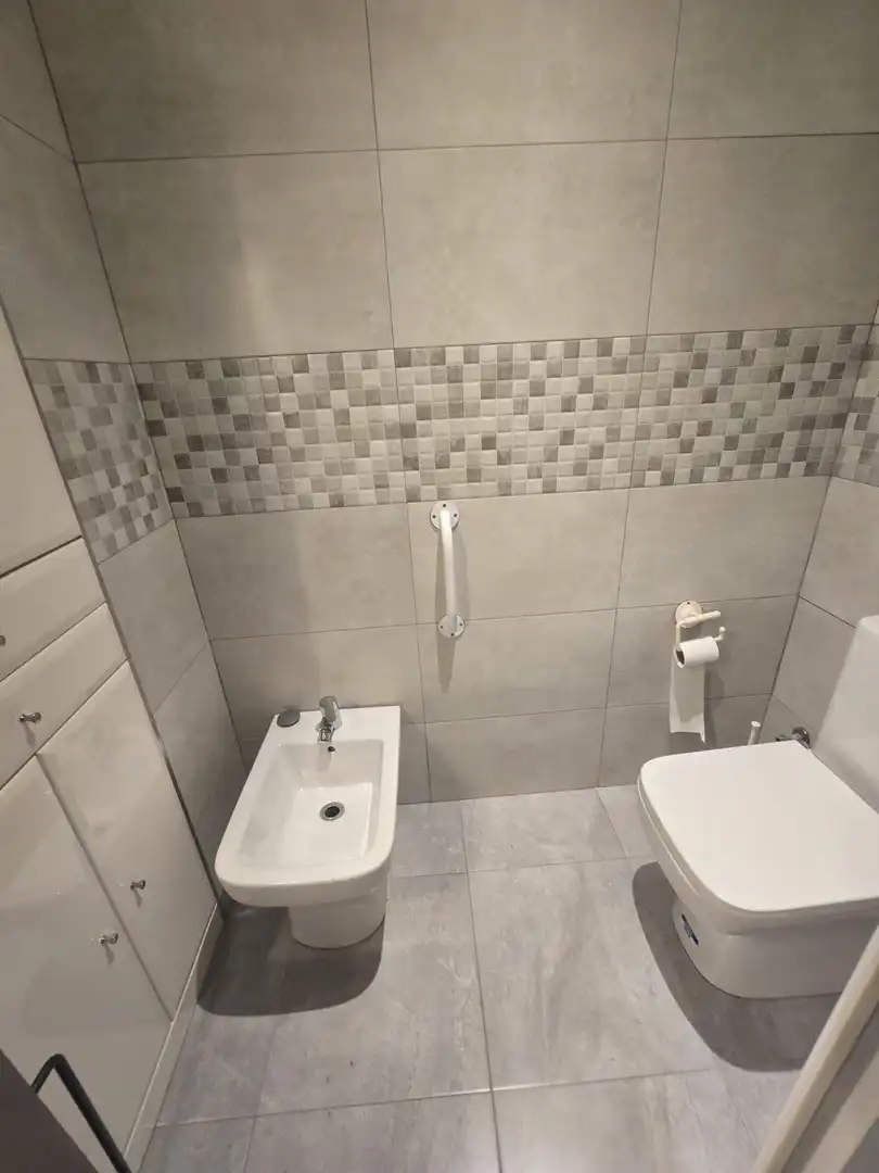 Baño de Piso en venta en  Palma de Mallorca con Aire acondicionado, Calefacción y Terraza