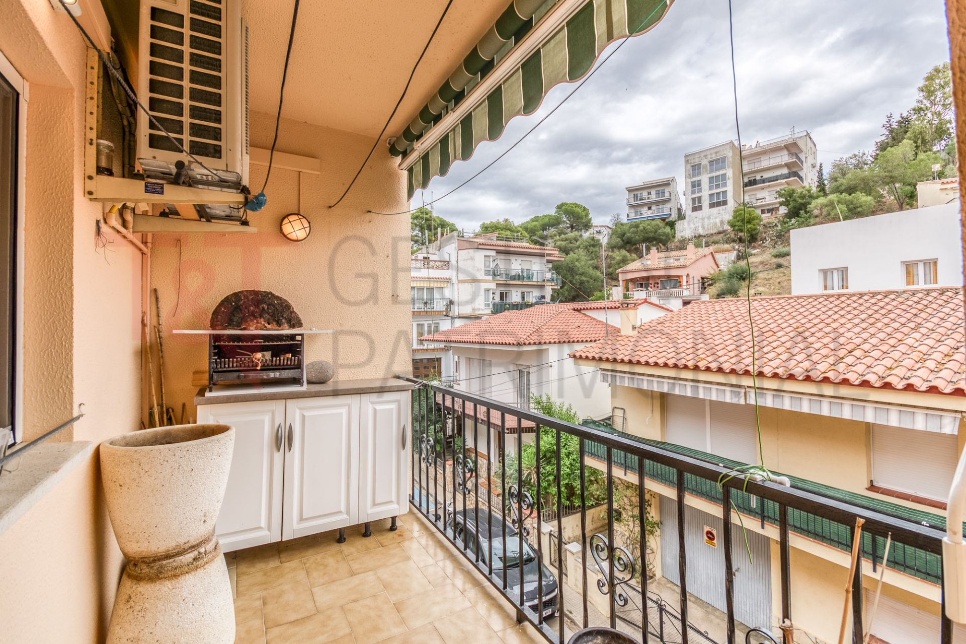 Balcony of Flat for sale in Llançà  with Air Conditioner, Heating and Oven