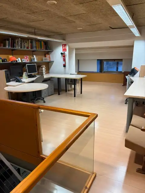 Local en venda en Girona amb Aire condicionat, Calefacció i Parquet
