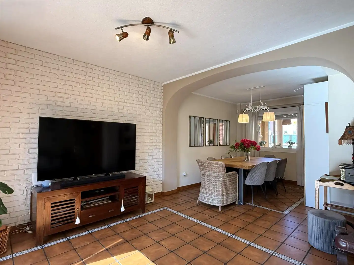 Comedor de Casa adosada en venta en Guadalajara con Aire acondicionado, Calefacción y Terraza