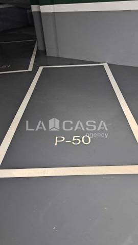 Garaje en Venta en Carrer de Sardenya en El Camp d'en Grassot i Gràcia Nova