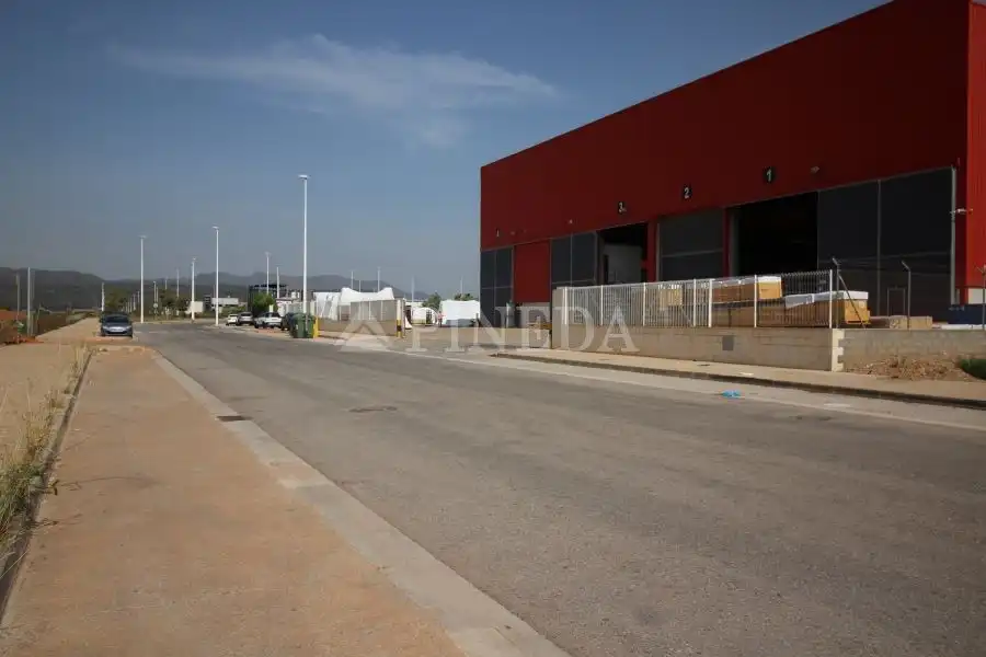 Vista exterior de Terreny industrial en venda en Sagunto / Sagunt
