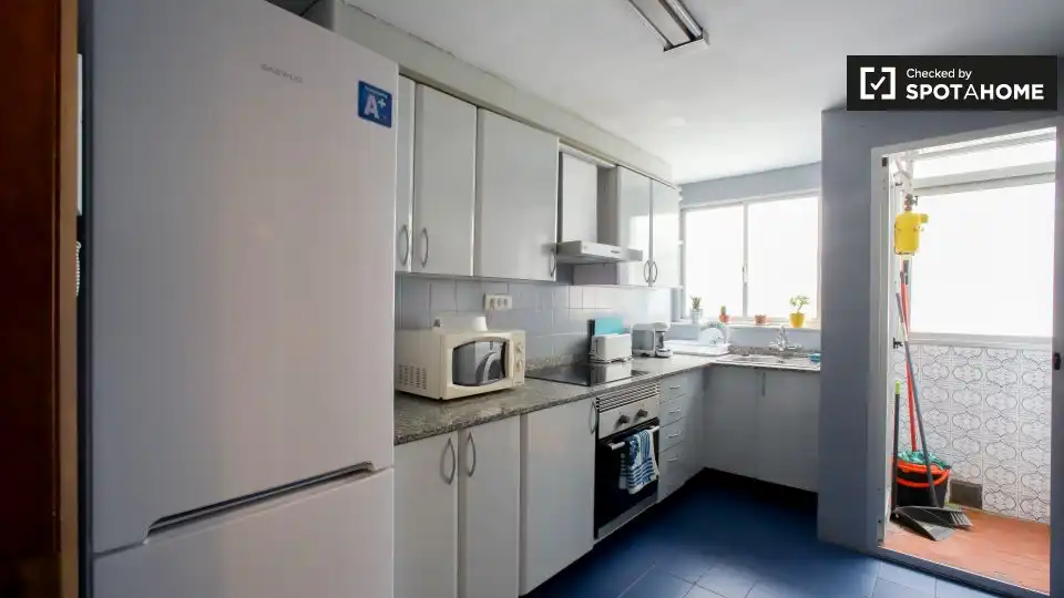 Room in Nou Moles