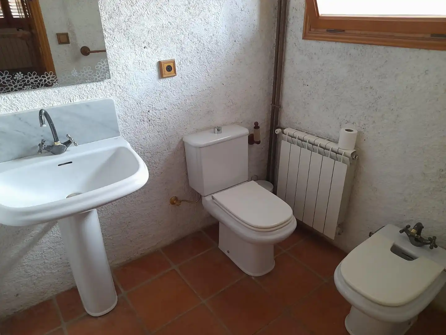 Baño de Casa o chalet de alquiler en Gratallops con Terraza y Balcón