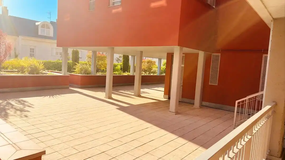 Terrasse von Wohnung zur Miete in Madrid mit Klimaanlage, Heizung und Privatgarten