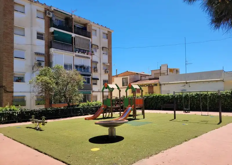 Flat for sale in Calle San Martín, 7, La Florida - Parque Norte