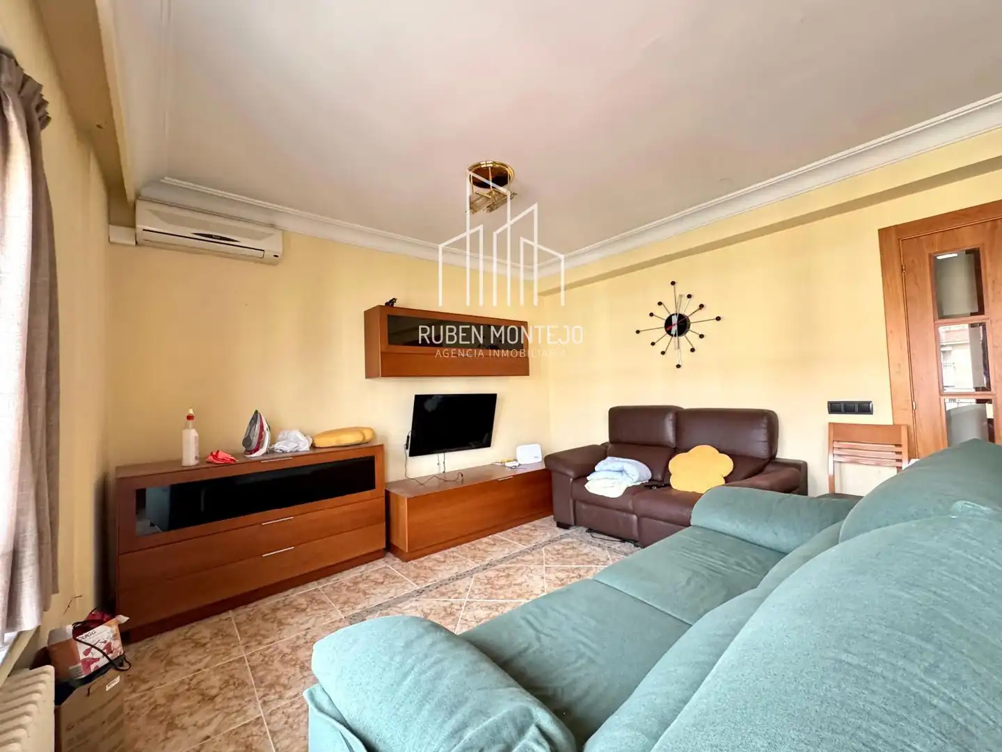 Flat for rent in Villamayor, Carmelitas