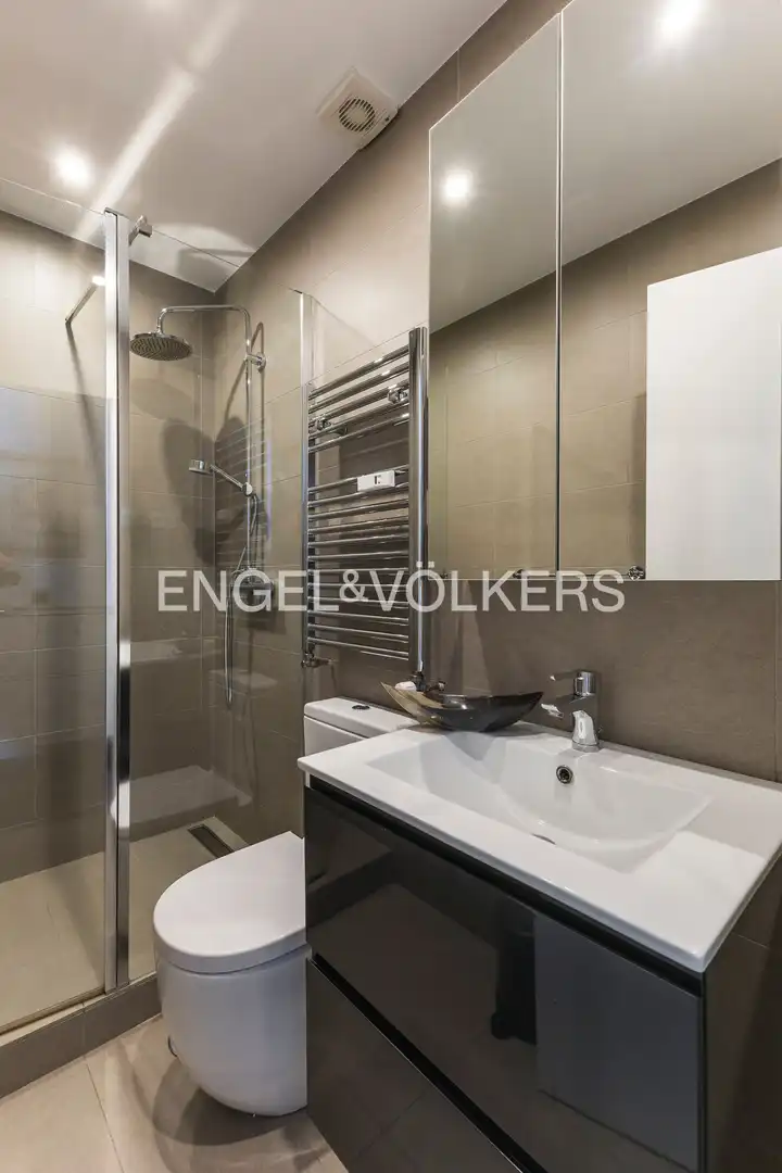 Flat for rent in Francisco Silvela, El Viso