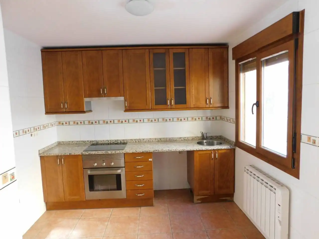 Cocina de Casa o chalet en venta en Robledillo de la Jara con Calefacción, Jardín privado y Terraza