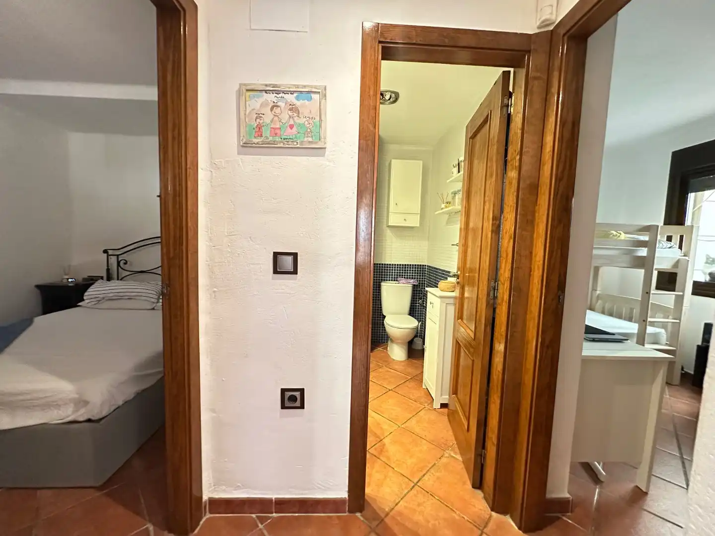 Bathroom of Apartments for sale in Torrevieja  with Air Conditioner, Swimming Pool and Internet