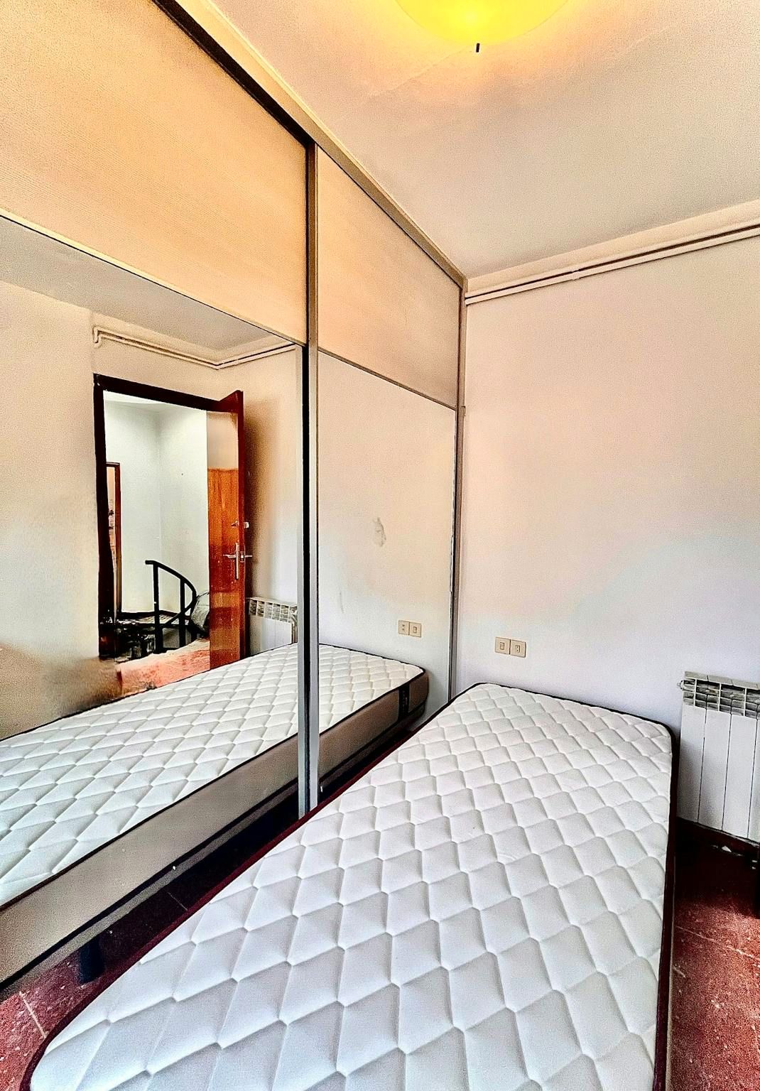 Dormitori de Pis per a compartir en  Barcelona Capital amb Aire condicionat, Calefacció i Moblat