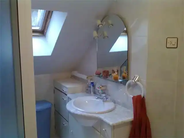 Baño de Apartamento en venta en Riaño con Parquet, Amueblado y Horno