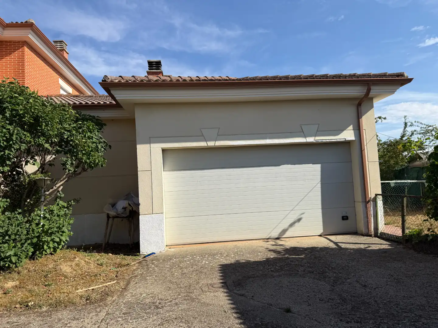 Vista exterior de Casa o chalet en venta en Carrión de los Condes con Aire acondicionado, Calefacción y Jardín privado