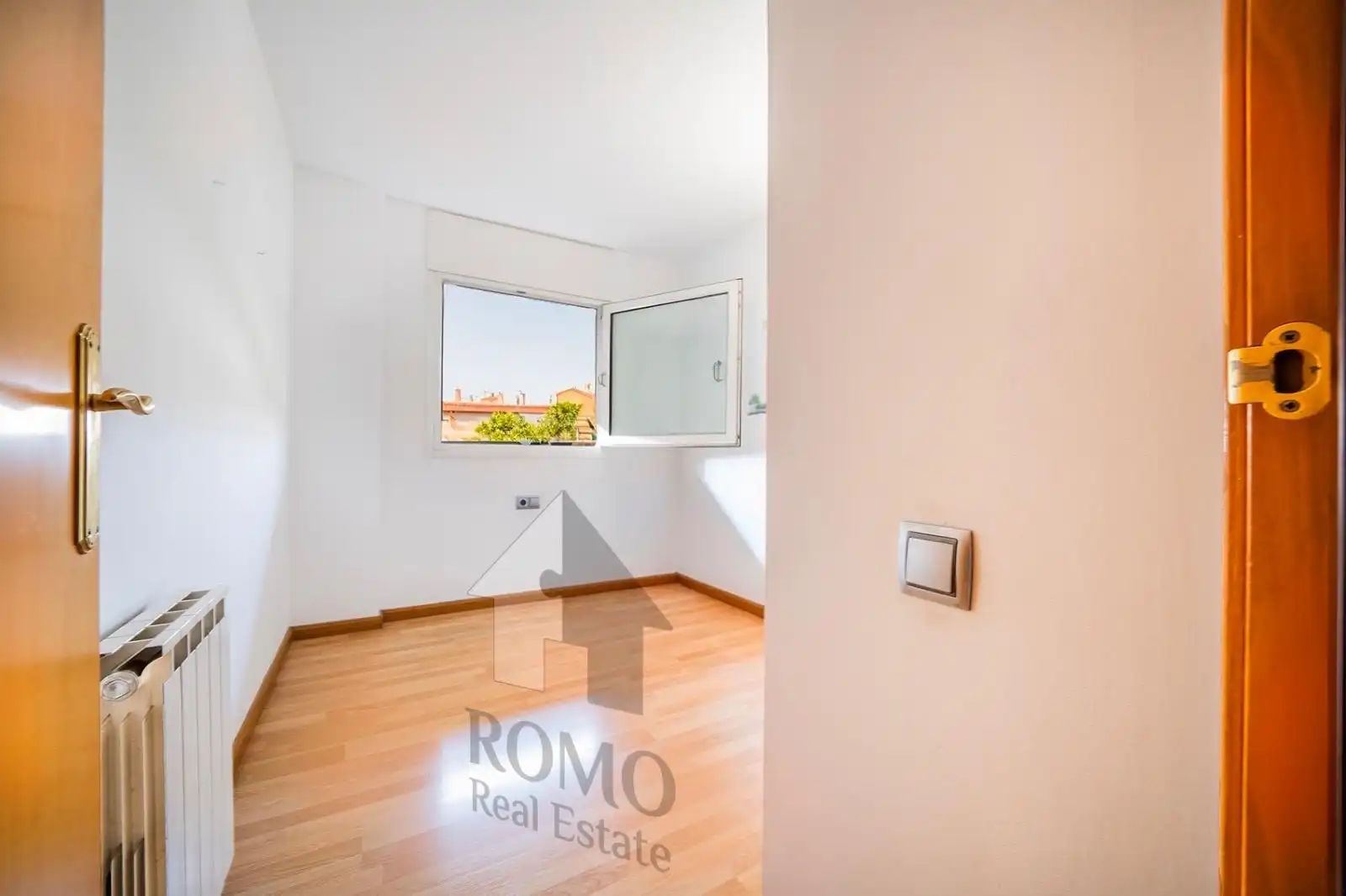 Flat with terrace for sale in Santa Perpètua de Mogoda, imagen 6