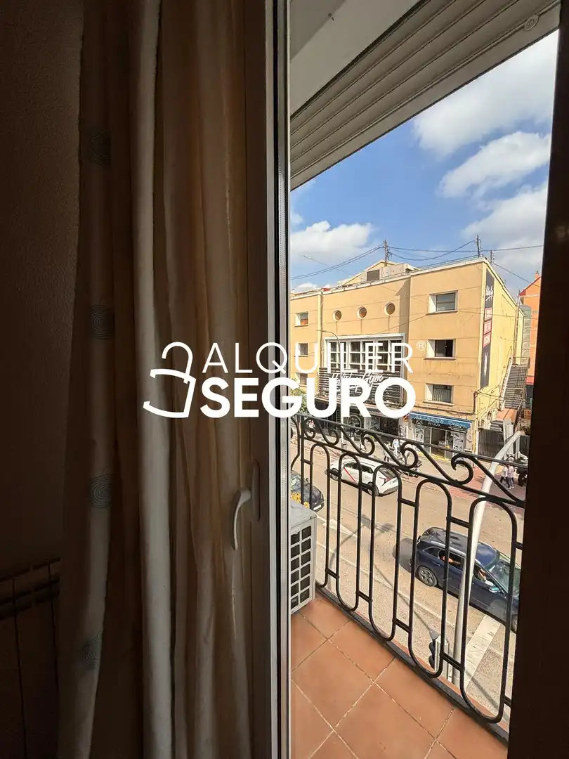 Außenansicht von Wohnung zur Miete in Puente de Vallecas
