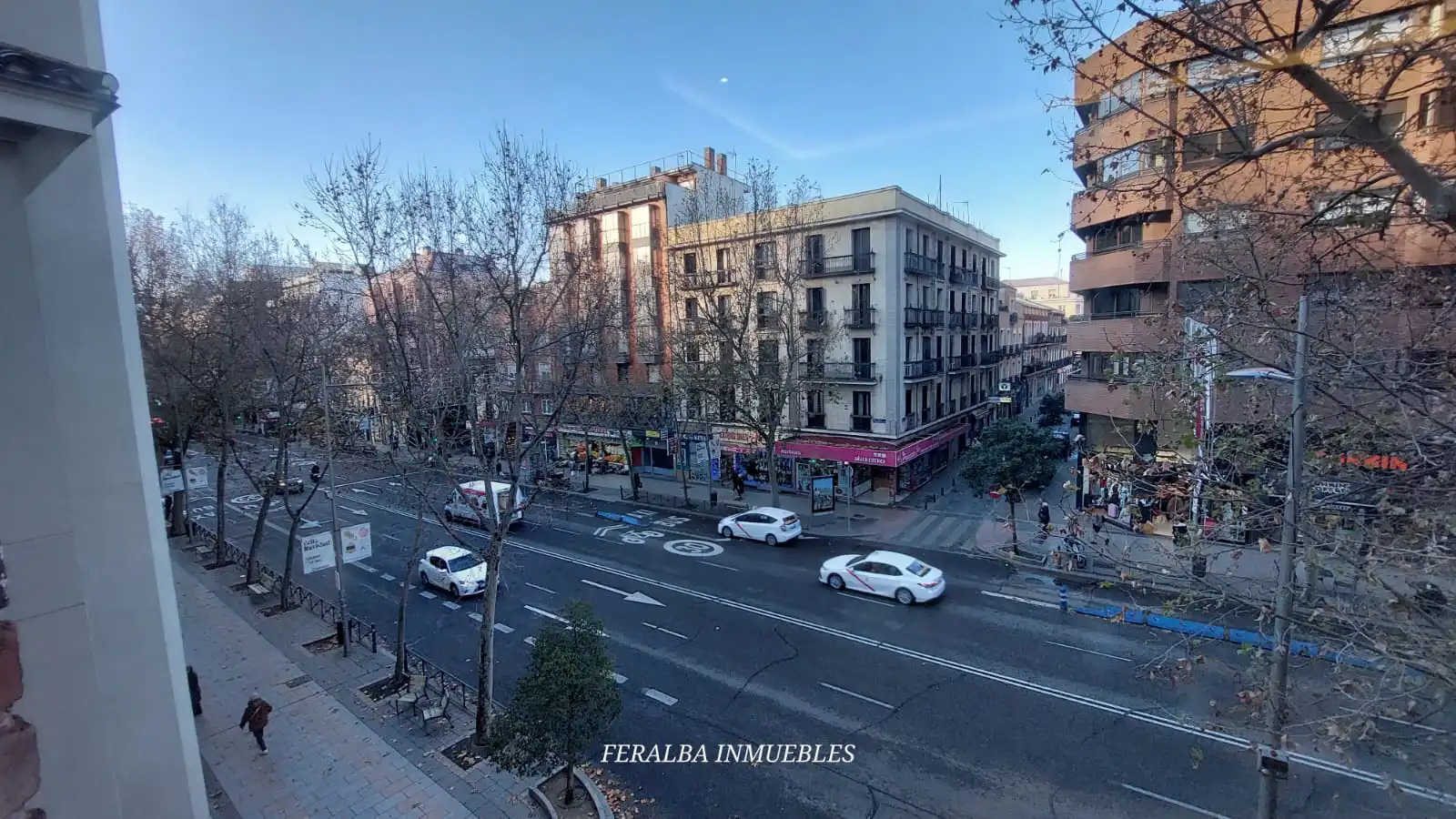 Vista exterior de Piso en venta en Madrid con Amueblado