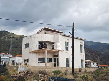 Maison mitoyenne à vendre à Araya